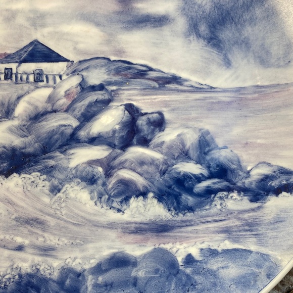 Scenic Blue and White Decorative hand painted art plate 9.5” - Picture 4 of 7